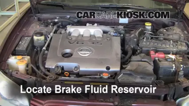 2002 Nissan Maxima GLE 3.5L V6 Liquide de frein Ajouter du liquide